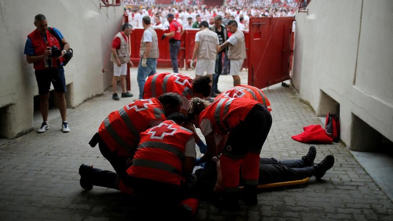 San Fermin dimulai setiap pagi pukul 08.00 waktu setempat mulai dari Sabtu hingga delapan hari ke depan.