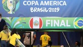 Dalam beberapa pemberitaan menyebut Gabriel Jesus menangis saat berada di tangga di lorong menuju ruang ganti Stadion Maracana usai dikartu merah di laga final Copa America 2019. (REUTERS/Ricardo Moraes)