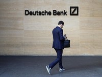 Deutsche Bank PHK Ribuan Pekerja & Tutup Bisnis Broker di RI