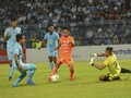 Berlangsung 117 Menit, Persela vs Borneo Berujung Kontroversi