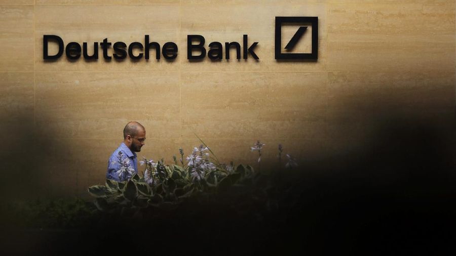 Bisnis Kustodian reksa dana bergejolak, Deutsche turun tahta.