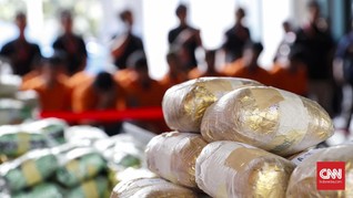 Nunung, dari Panggung Srimulat hingga Terjerat Kasus Sabu