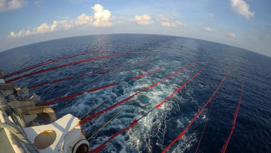 Pertamina berinisiatif melakukan kegiatan eksplorasi dengan melakukan survei seismik 2D di Perairan Selat Malaka, Aceh sepanjang 1800 km.