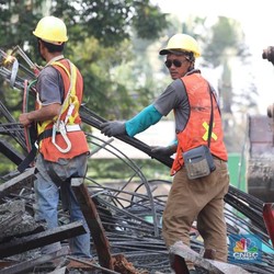 Tol BORR Ambruk, Catatan Buat Proyek Infrastruktur Jokowi