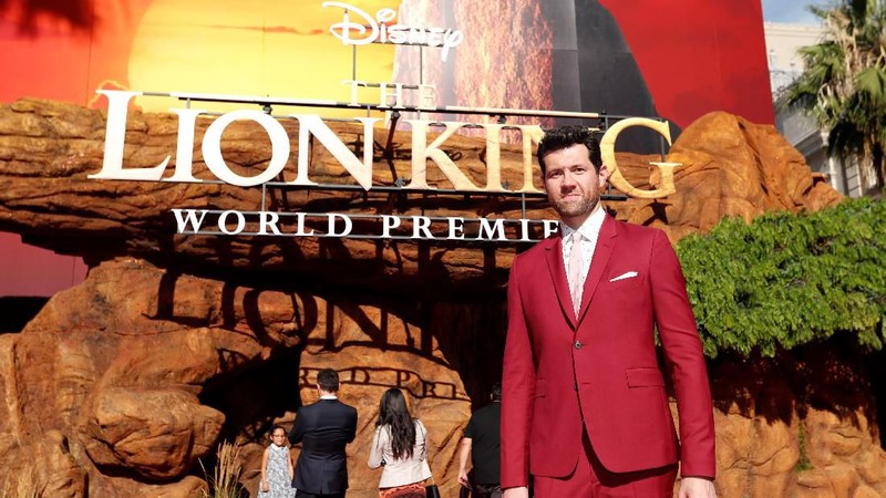 Pemutaran perdana film The Lion King (09/07) disambut antusias para penggemar berpakaian denga tema binatang di Los Angeles, AS.