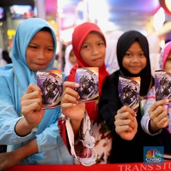 Seribu Anak Yatim Bermain di Trans Studio Cibubur