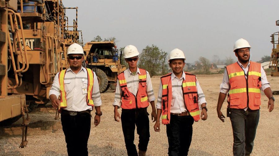 Ada sebanyak tujuh perusahaan tambang batu bara yang akan habis atau terminasi dalam waktu dekat.