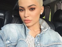 Remaja Canggung Jadi Miliarder, Ini Perjalanan Kylie Jenner