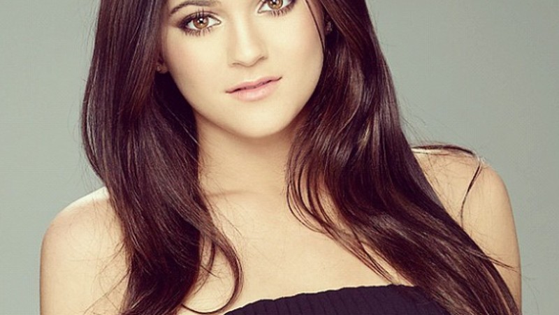 Beginilah transformasi Kylie Jenner dari serial realitas televisi di E! yang imut-imut di Keeping Up with the Kardashians hingga bisa jadi miliuner.