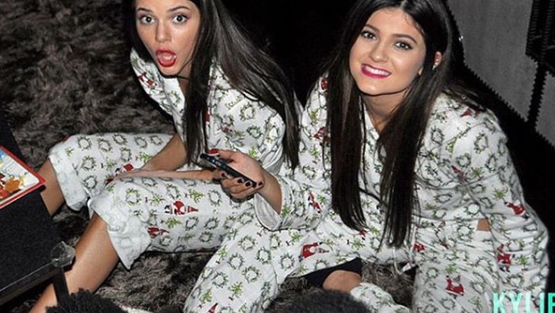 Beginilah transformasi Kylie Jenner dari serial realitas televisi di E! yang imut-imut di Keeping Up with the Kardashians hingga bisa jadi miliuner.