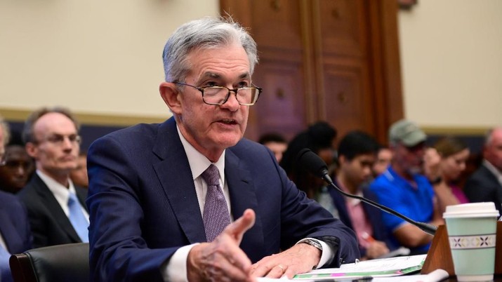 FILE PHOTO: Federal Reserve Chairman Jerome Powell testifies during a House Financial Services Committee hearing on 