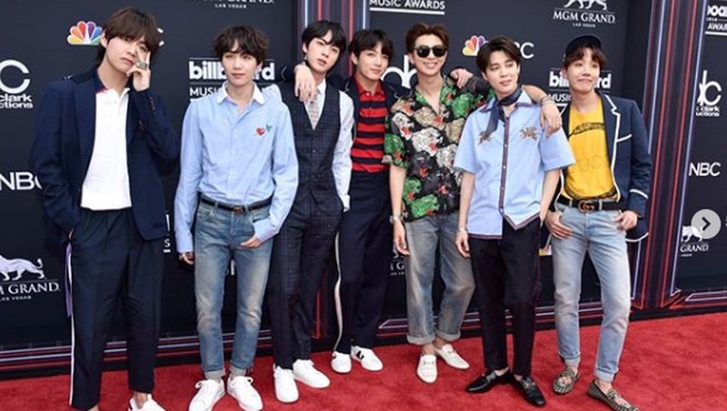 Grup idol Korea, BTS telah meraih beberapa kesuksesan dari mulai Billboard hingga menjadi boyband Kpop terkaya di dunia!