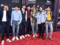 BTS Bakal Konser Live Ada Penonton di Malam Tahun Baru 2021!