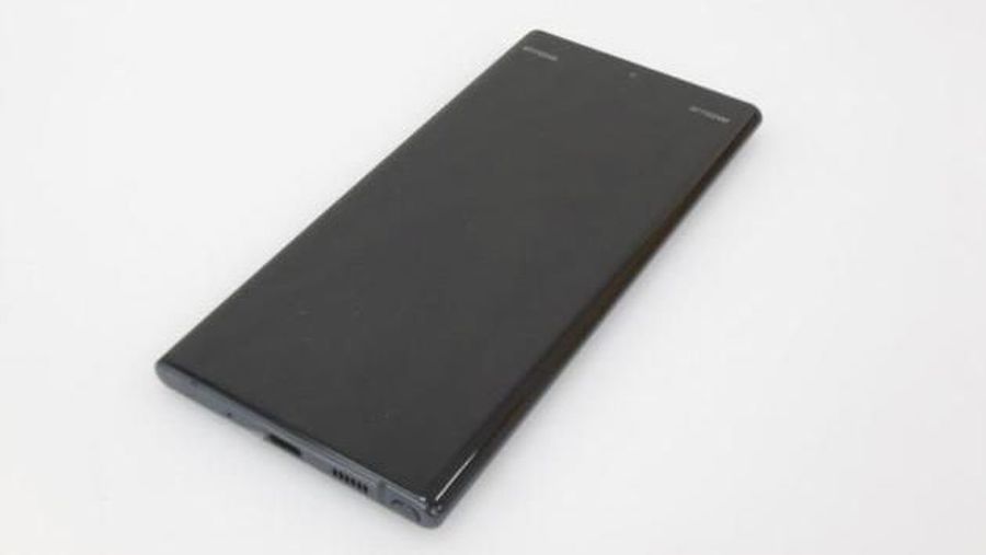 Samsung akan meluncurkan smartphone Galaxy Note 10 pada 7 Agustus. Namun, Kamis (11/07), bentuk hp ini telah bocor di situs FCC.