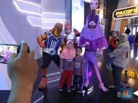 Perdana Buka, Begini Ramai & Serunya Trans Studio Cibubur