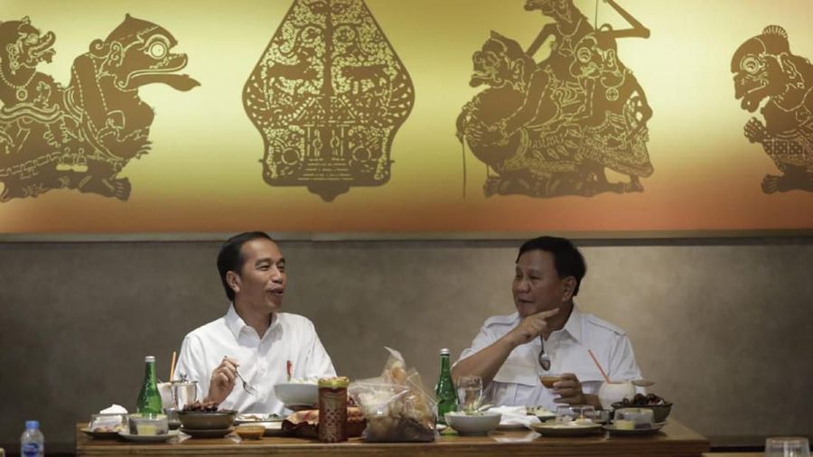 CNBC Indonesia merangkum peristiwa akhir pekan dari pertemuan Jokowi-Prabowo Hingga Pidato Visi Presiden