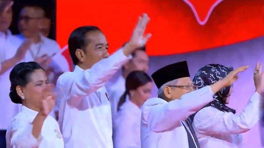 Dalam pidatonya malam ini, Jokowi menyampaikan pembangunan harus dimulai dari memperhatikan kesehatan dari ibu hamil.