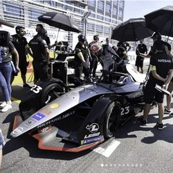 Berkelas! Anies Hadirkan Balapan Formula E di Jakarta