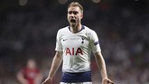 The Guardian mengklaim Christian Eriksen kemungkinan tak jadi hengkang dari Tottenham Hotspur karena kebutuhan Mauricio Pochettino. (REUTERS/Carl Recine)
