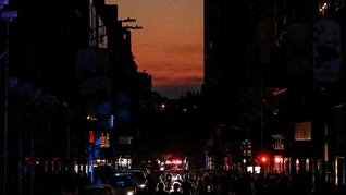 Mati Lampu Usai, Warga New York Bersorak Sorai