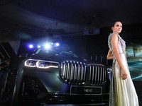 BMW X7, Mobil Rp2,4 M Mainan Baru Orang Kaya RI