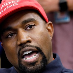 Bukan Taylor Swift, Ini Penyanyi Paling Cuan Se-Dunia di 2020