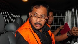 KPK Temukan Uang Miliaran Berserakan di Rumah Gubernur Kepri
