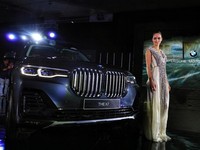 Top! Nih Penampakan Mobil Presiden BMW X7