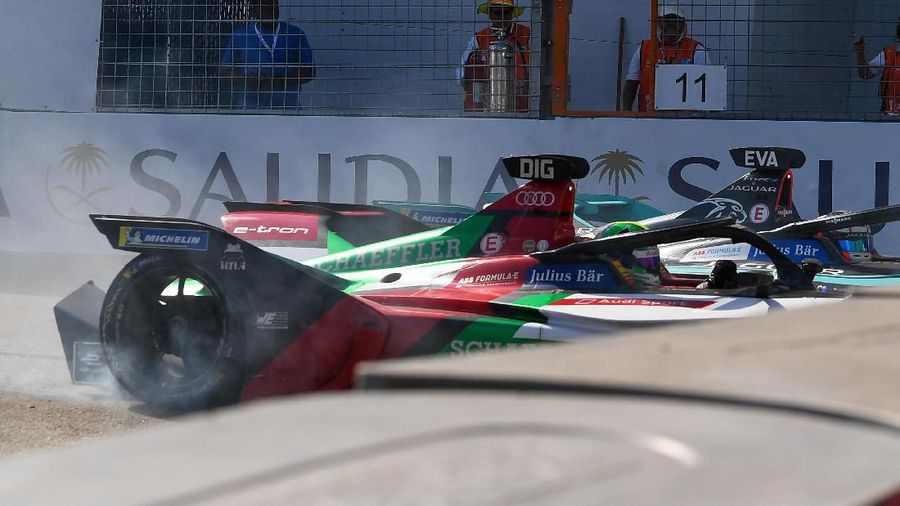 Ajang balapan mobil listrik bergengsi dunia, Formula E, bakal singgah di Jakarta pada pertengahan 2020 mendatang.