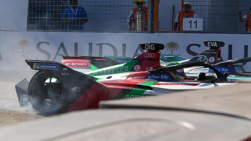 Ajang balapan mobil listrik bergengsi dunia, Formula E, bakal singgah di Jakarta pada pertengahan 2020 mendatang.