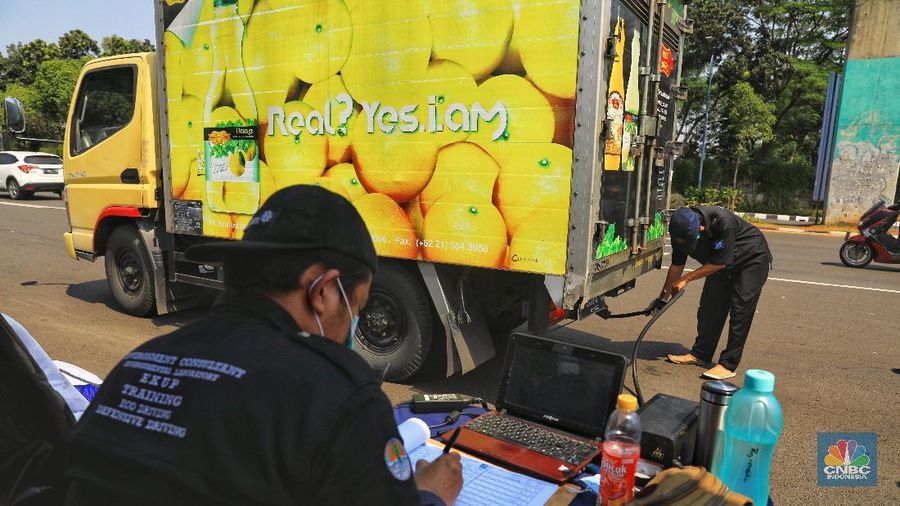 Kualitas Udara Memburuk, Pemprov Gelar Uji Emisi Kendaraan (CNBC Indonesia/Andrean Kristianto)