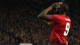 Transfer Romelu Lukaku dari Manchester United ke Inter Milan diyakini akan terjadi pekan ini setelah sang pemain sudah meninggalkan persiapan pramusim The Red Devils. (Oli SCARFF / AFP)