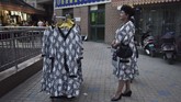 Xinjiang, wilayah yang penuh dengan gejolak kekerasan antaretnis, adalah salah satu daerah dengan pertumbuhan wisata tercepat di Tiongkok. (GREG BAKER/AFP)
