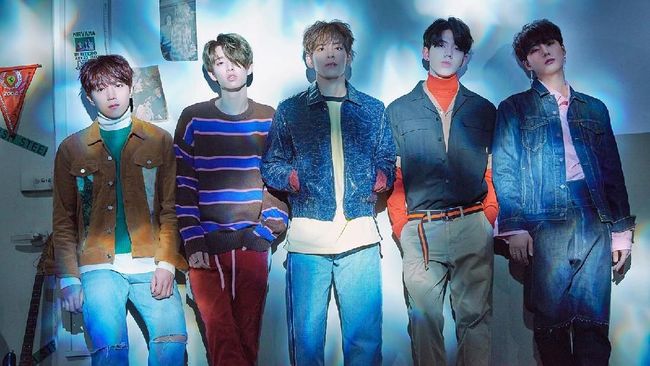 DAY6 Ajak Cintai Diri dalam 'The Book of Us: Gravity'