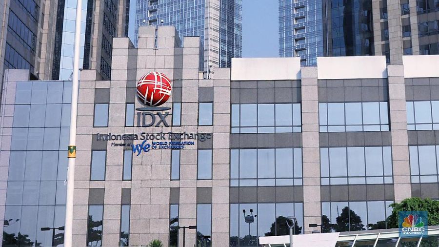Bursa Efek Indonesia (BEI) mengakui saat ini beberapa perusahaan sekuritas menahan transaksi.