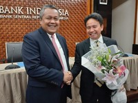 Mirza Adityaswara, BI, dan Kenangan 5 Tahun 10 Bulan