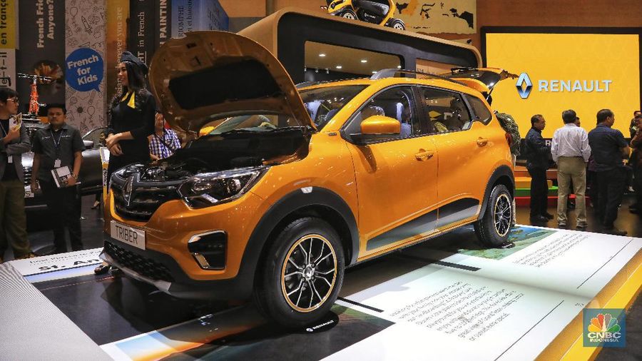 Mobil Renault Triber resmi memulai debut perdananya di pasar mobil Tanah Air dengan diperkenalkan pada ajang GIIAS 2019.