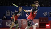 Kesuksesan Ahsan/Hendra diikuti ganda campuran Indonesia lainnya Kevin Sanjaya Sukamuljo/Marcus Fernaldi Gideon serta Fajar Alfian/Muhammad Rian Ardianto yang melaju ke perempat final Indonesia Open 2019. (CNN Indonesia/Adhi Wicaksono)