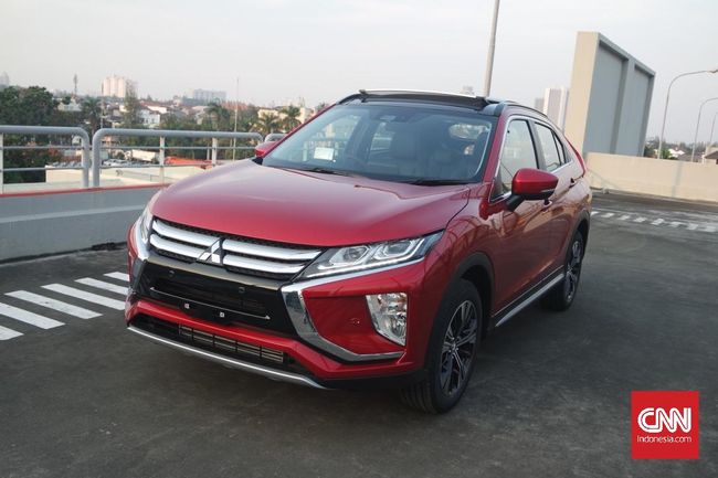 Mitsubishi Buka Harga Eclipse Cross dan Outlander PHEV