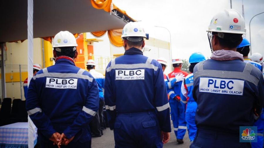 Pertamina sebut pembangunan kilang masih berjalan sesuai rencana. 