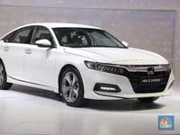 Kado Sri Mulyani Buat Otomotif, Sedan Tak Lagi Barang Mewah?