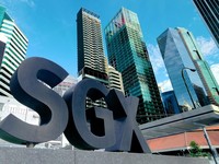 Kinerja IHSG vs Straits Times Singapura, Siapa Jawaranya?