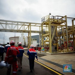 Pak Jokowi, Jangan Sampai Pertamina-Aramco Batal 'Kawin'!