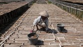 Saat ini hanya tersisa enam sumur dengan kondisi yang mulai dangkal dan menyempit hingga mmenjadi objek wisata serta penelitian oleh mahasiswa. (ANTARA FOTO/Yusuf Nugroho)