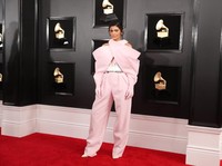 Ini Alasan Kylie Jenner Didepak Forbes dari Miliuner Muda