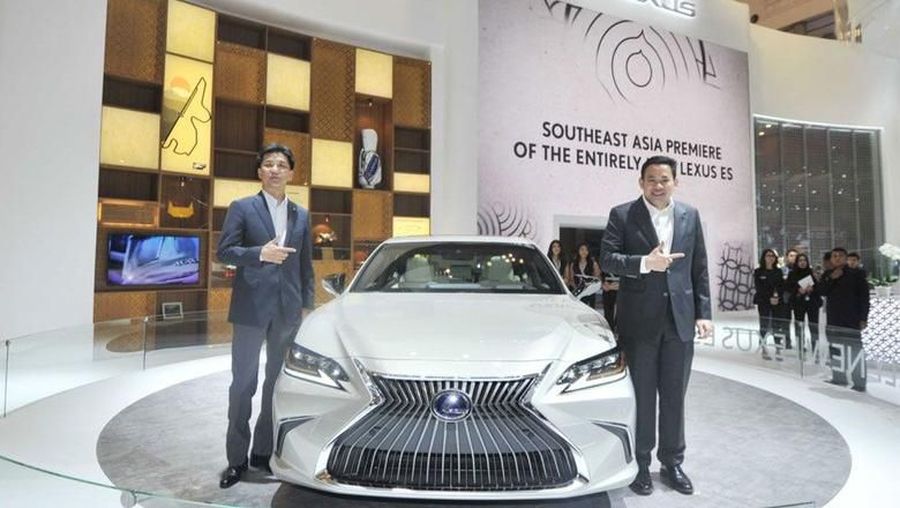 Sejak masuk ke Indonesia 12 tahun lalu, Lexus, merek mobil mewah milik Toyota, terus menancapkan taringnya.