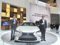 Cerita Bos Lexus: Orang Kaya RI Kalau Stres Beli Mobil Mewah