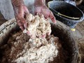 FOTO: Produksi Garam 'Langka' dari Air Sungai di Grobogan