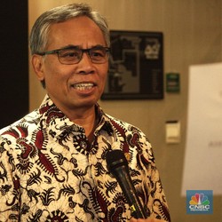 Bos OJK: Bak Rentenir, Fintech Ilegal Sulit Diperangi