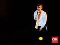 Pendar Pelangi Troye Sivan dari Atas Panggung WTF 2019